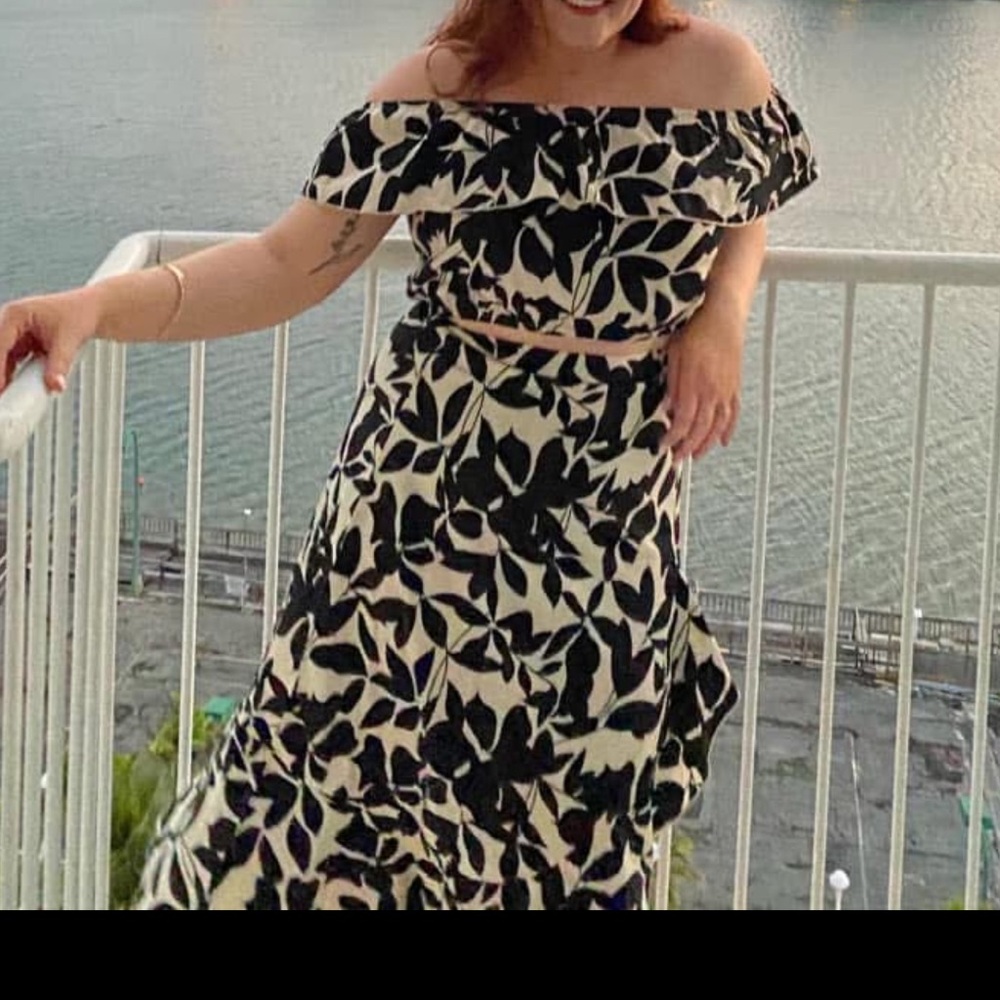 EUC - Floral Skirt Set